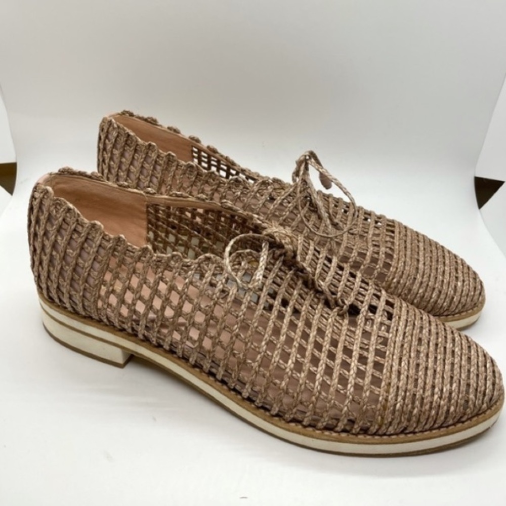 Stewart Weitzman summer oxfords